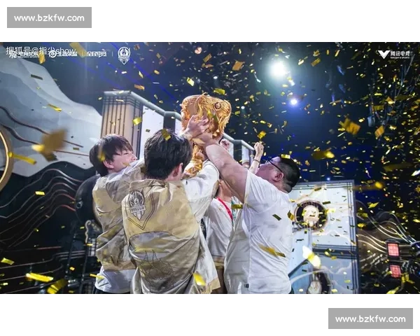 冠军荣耀！三国杀Online电竞，谁能捧起那座奖杯